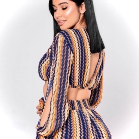 🪞 deep v neck cropped top and tie waist wide leg palazo pants matching set - Picture 9 of 11